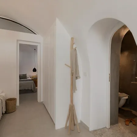 Casa Grande Santorini Megalokori